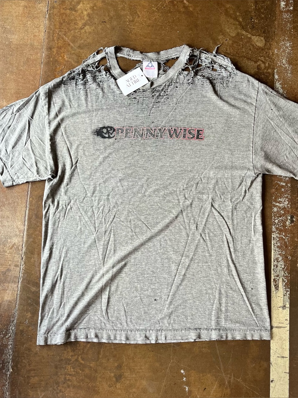 Vintage 90s Pennywise Gray Alstyle Tag Thrashed Destroyed Band T-Shirt XL Y2K